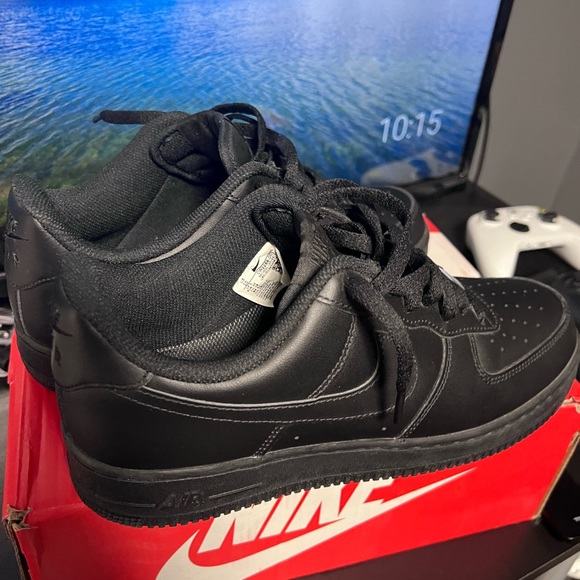 Nike Air Force 1 color black - Picture 3 of 4